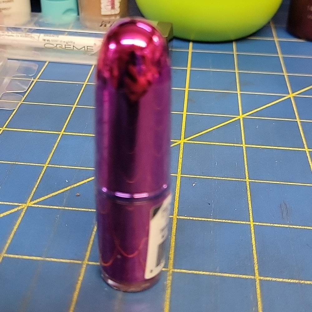 Revolution Lipstick Lip Geek 3.5g New Sealed Tube Totally Not Boring